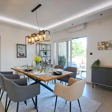 Nona By Interhome Apartmán Medulin