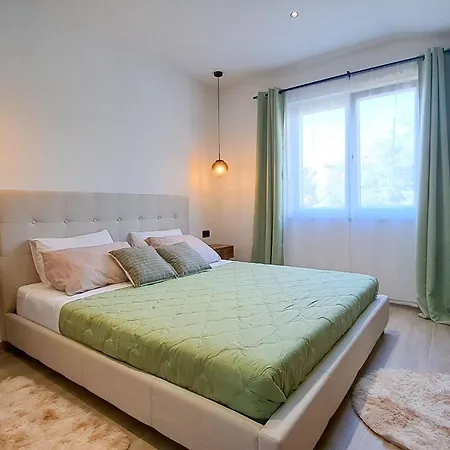 Nona By Interhome Apartmán
